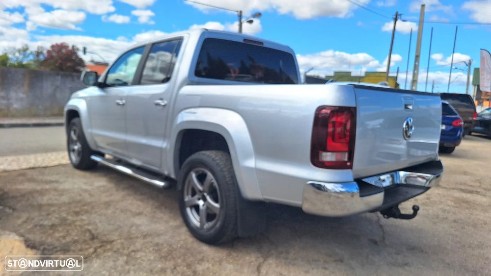 VW Amarok 3.0 TDI Auto Highline - 23