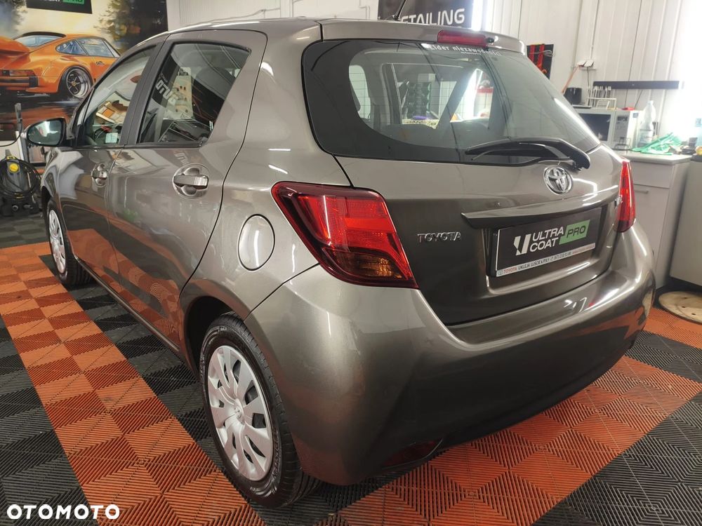 Toyota Yaris 1.33 Selection Passion - 4