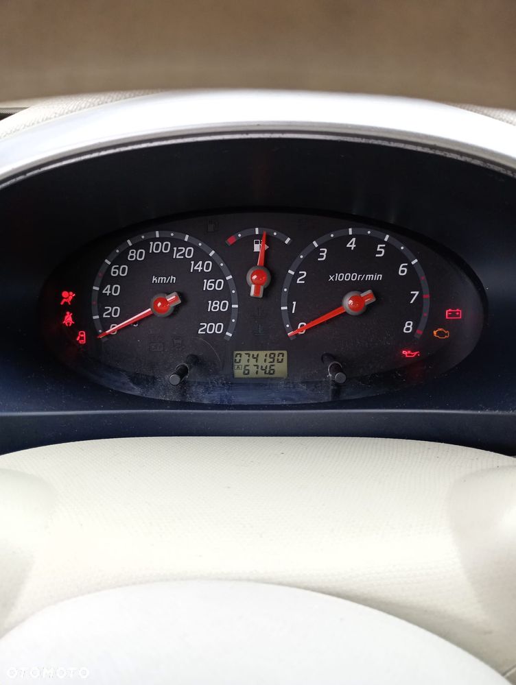 Nissan Micra 1.2 Season - 9