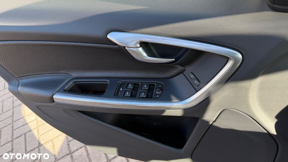 Volvo V60 - 24