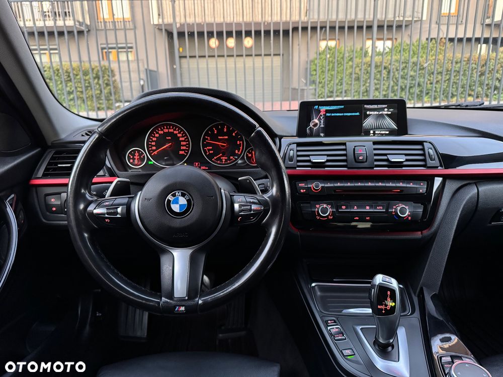 BMW Seria 3 330d - 13