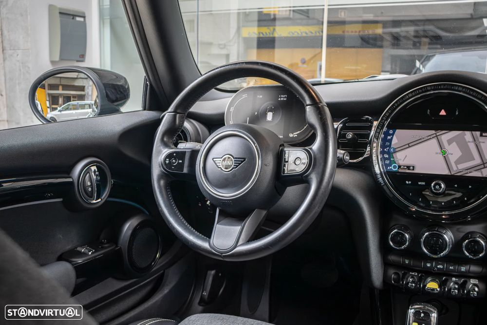 MINI 3 Portas Cooper SE - 11