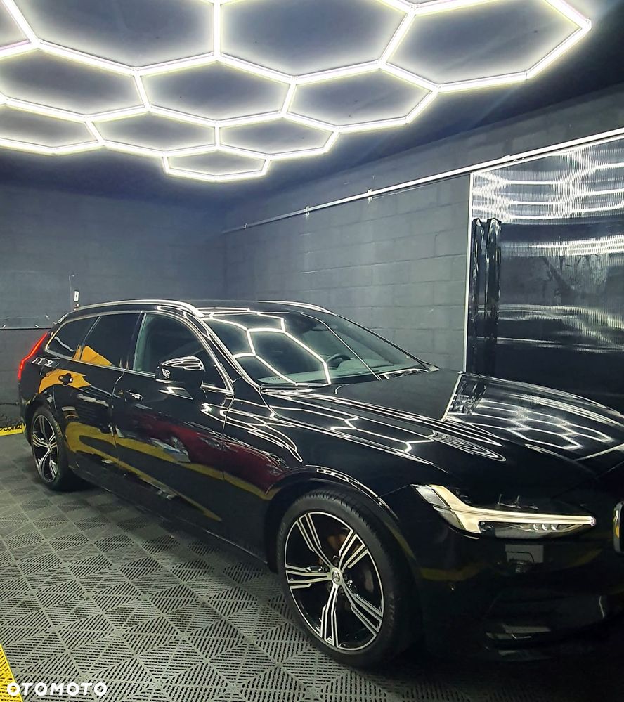 Volvo V90 D4 Momentum - 6