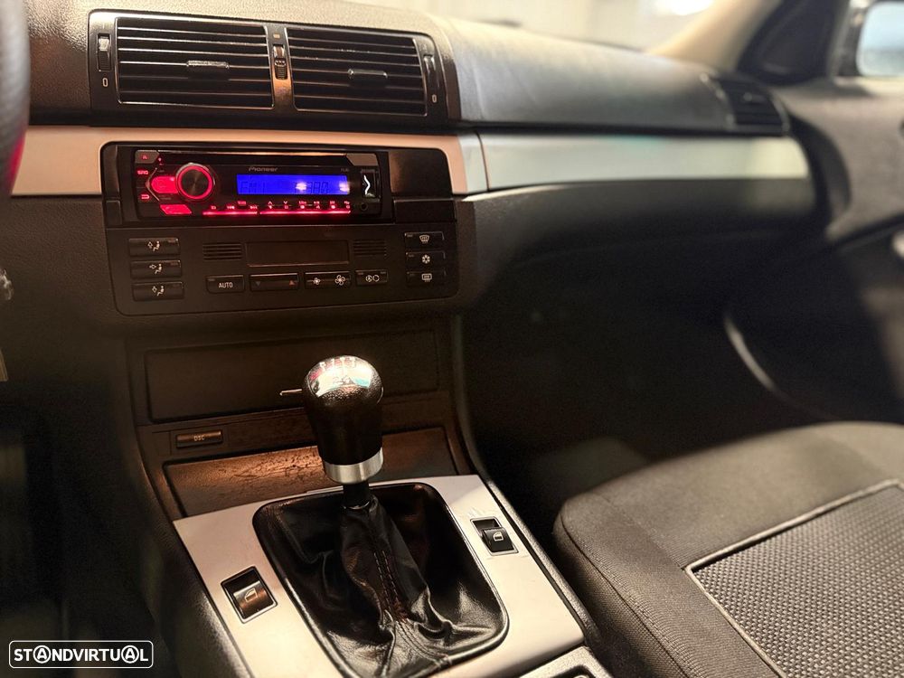 BMW 320 d - 12