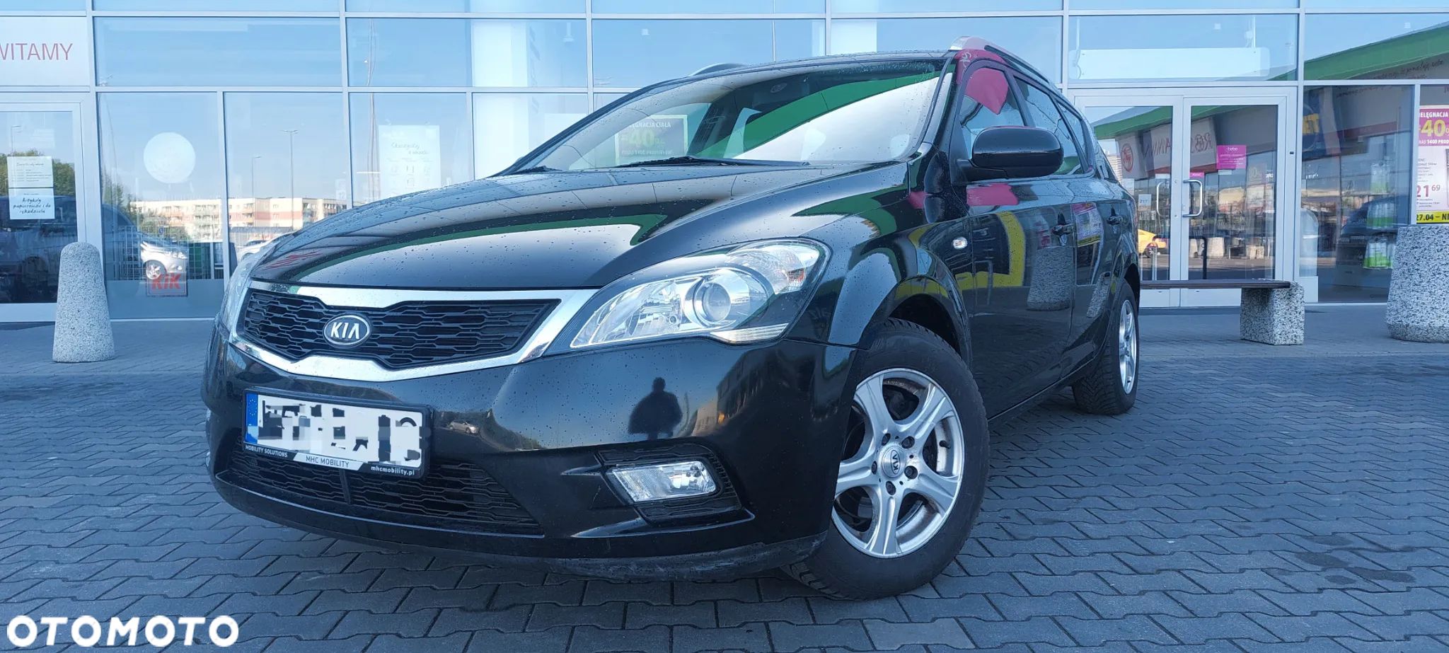 Kia Ceed 1.6 CVVT Dream-Team Edition - 1