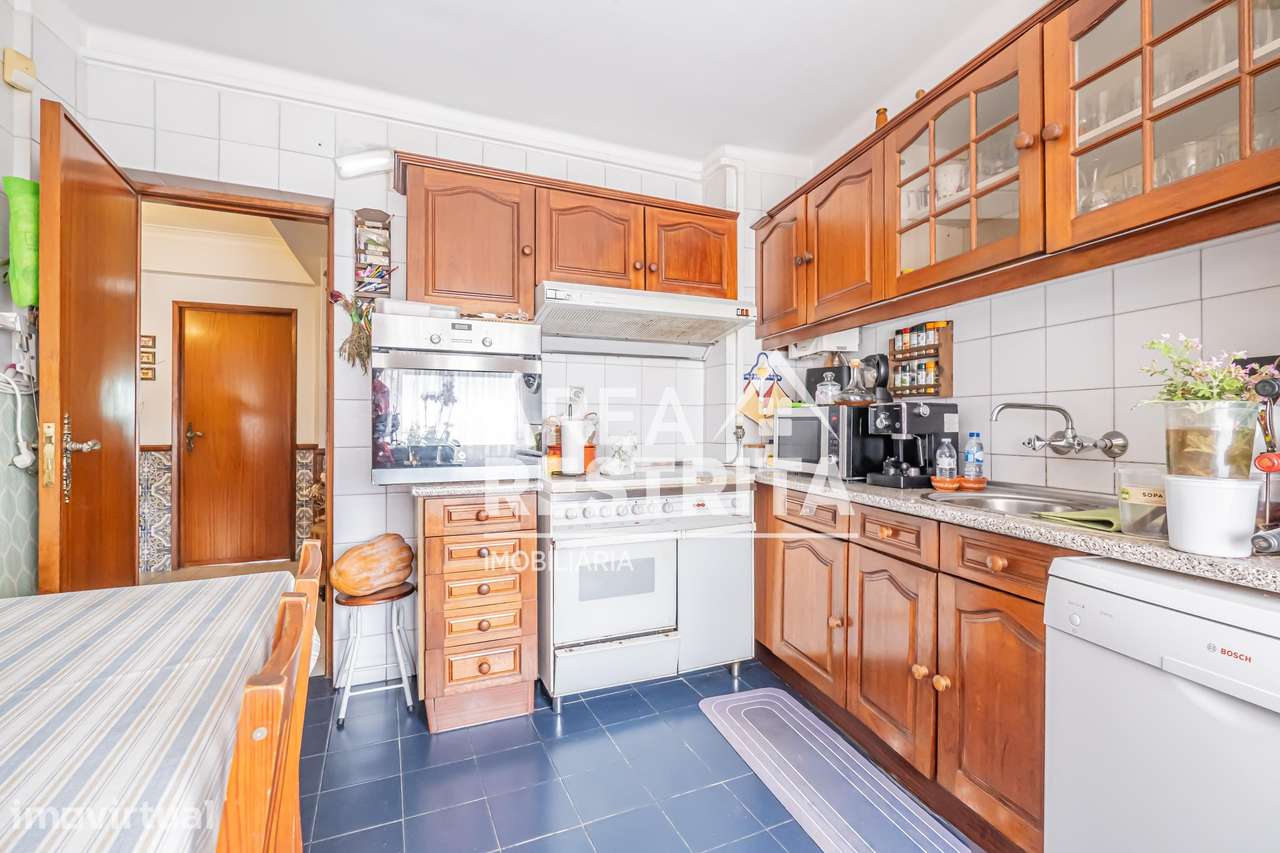 Apartamento T2 na Baixa da Banheira - junto à estação de comboio - Grande imagem: 3/15