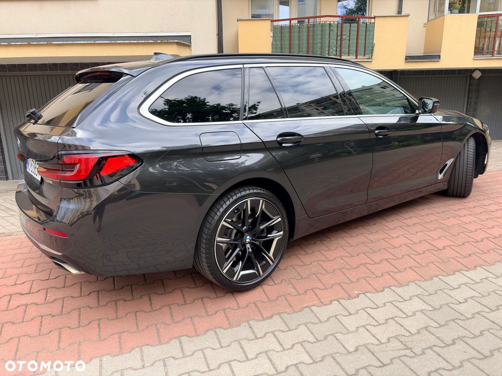 BMW Seria 5 530d mHEV Luxury Line - 17
