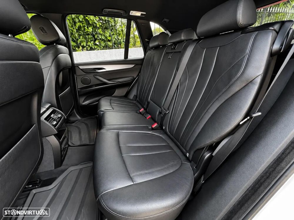 BMW X5 25 d sDrive Comfort 7L - 15