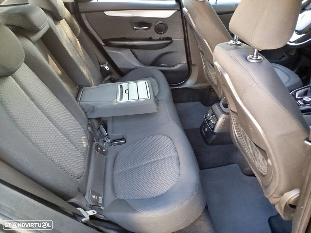 BMW 216 Active Tourer d Advantage - 19