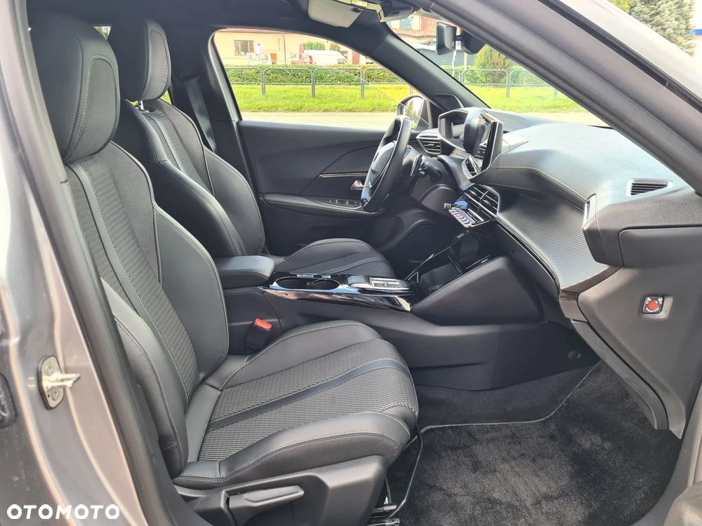 Peugeot 2008 1.2 PureTech GT S&S EAT8 - 20