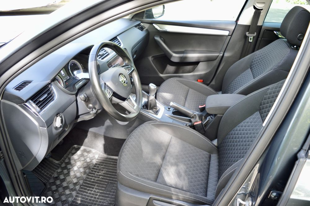 Skoda Octavia 2.0 TDI Style - 16