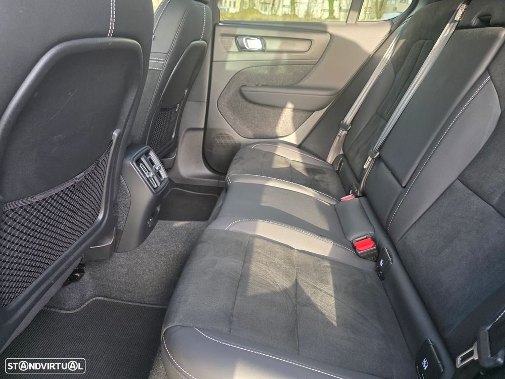 Volvo XC 40 Recharge Twin Ultimate - 37