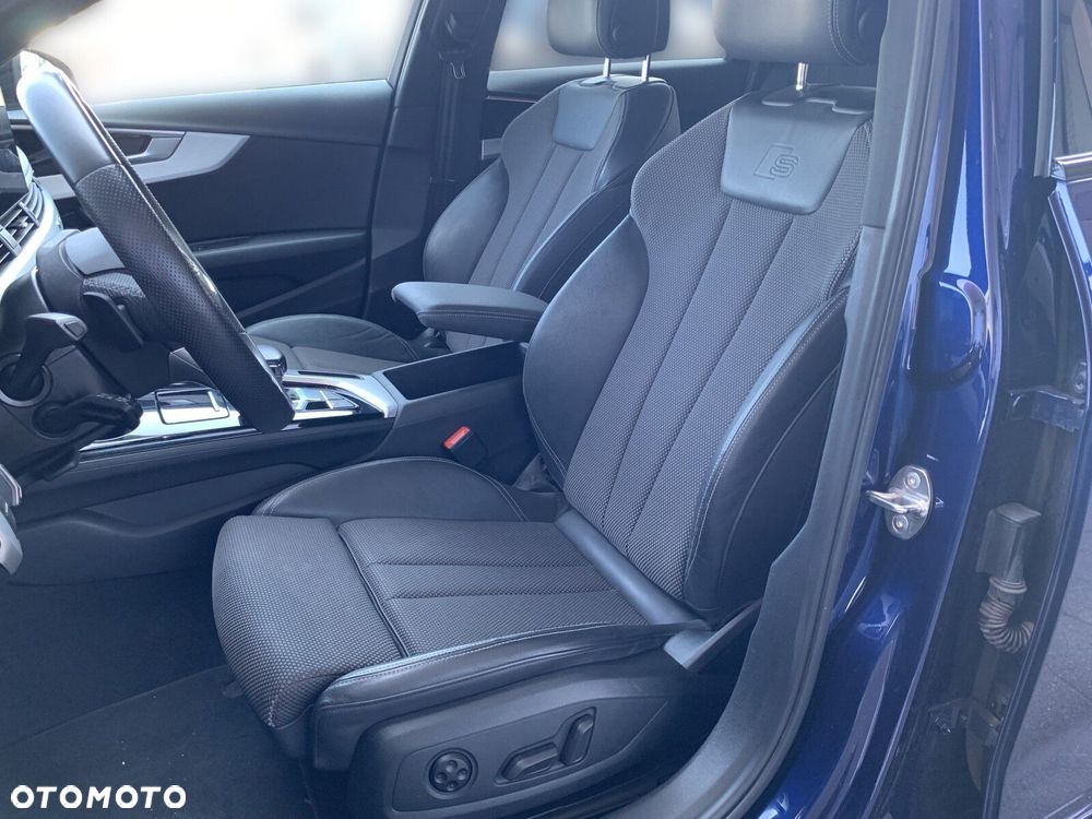 Audi A4 Limousine - 10