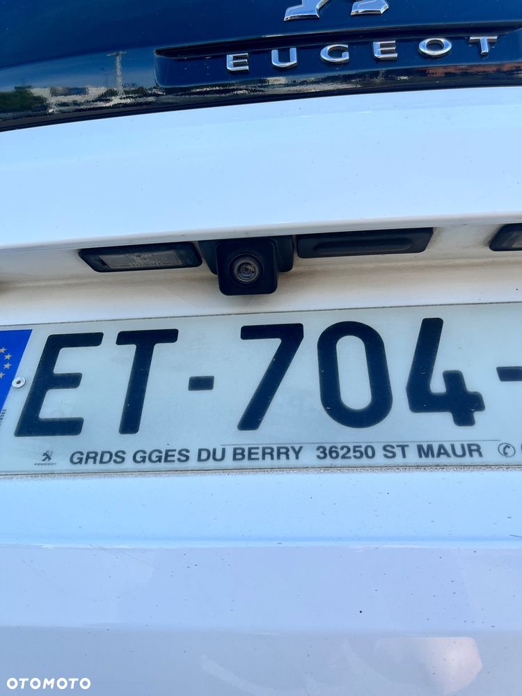 Peugeot 3008 1.6 BlueHDi Allure S&S EAT6 - 18