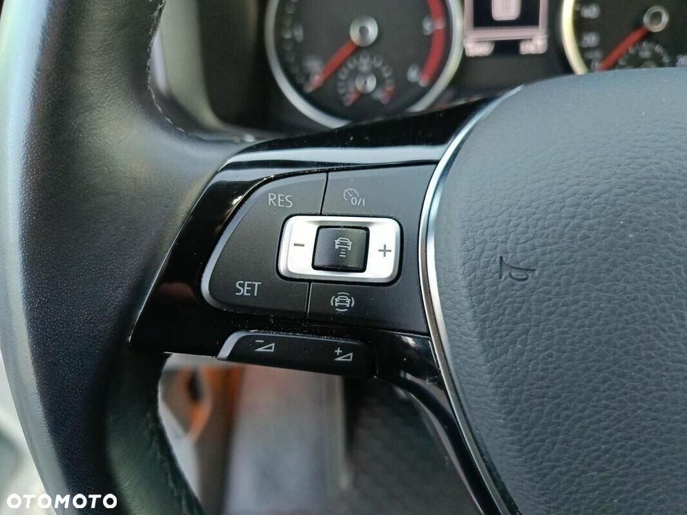 Volkswagen Crafter - 13