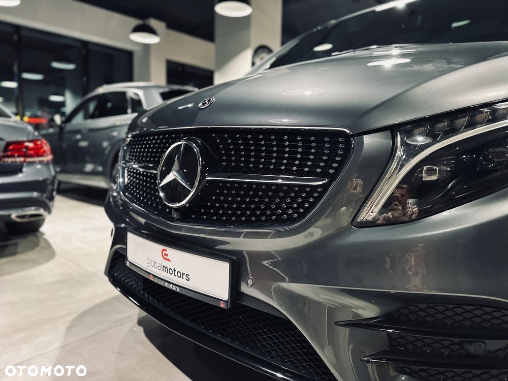 Mercedes-Benz Klasa V 300 d 9G-Tronic Exclusive (d³ugi) - 4