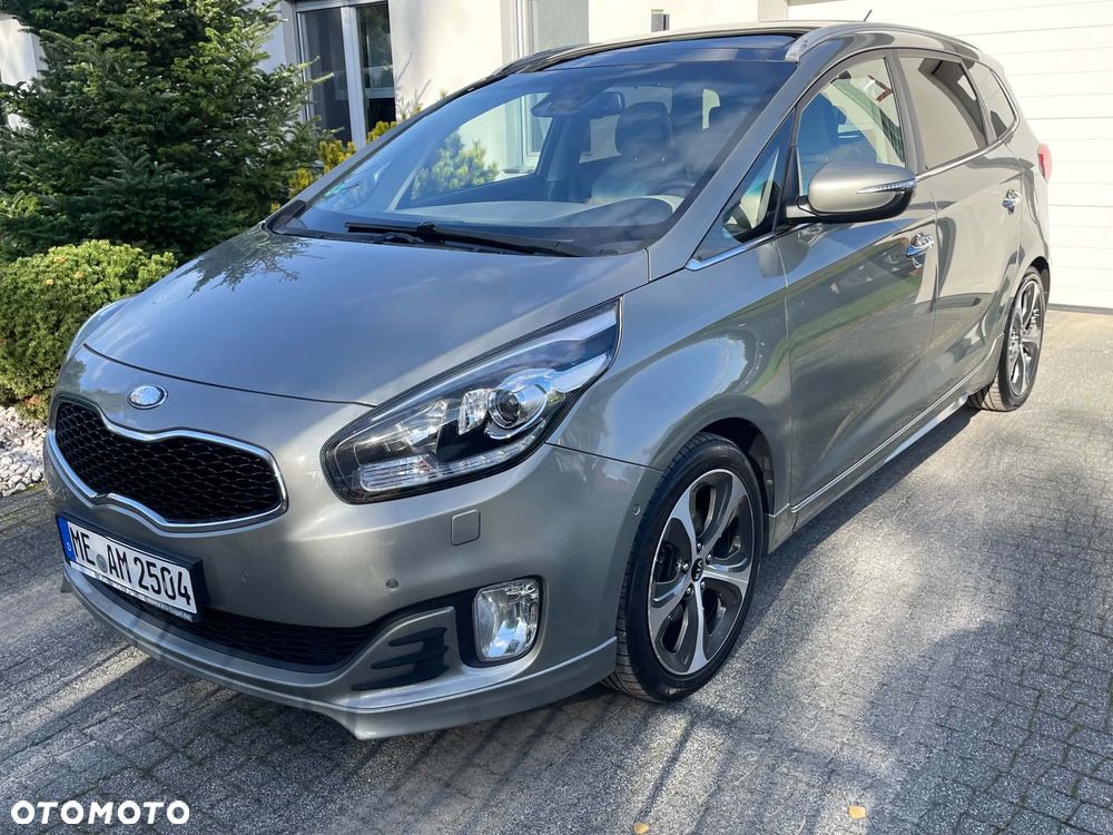 Kia Carens 1.6 GDI Fifa World Cup Edition - 1