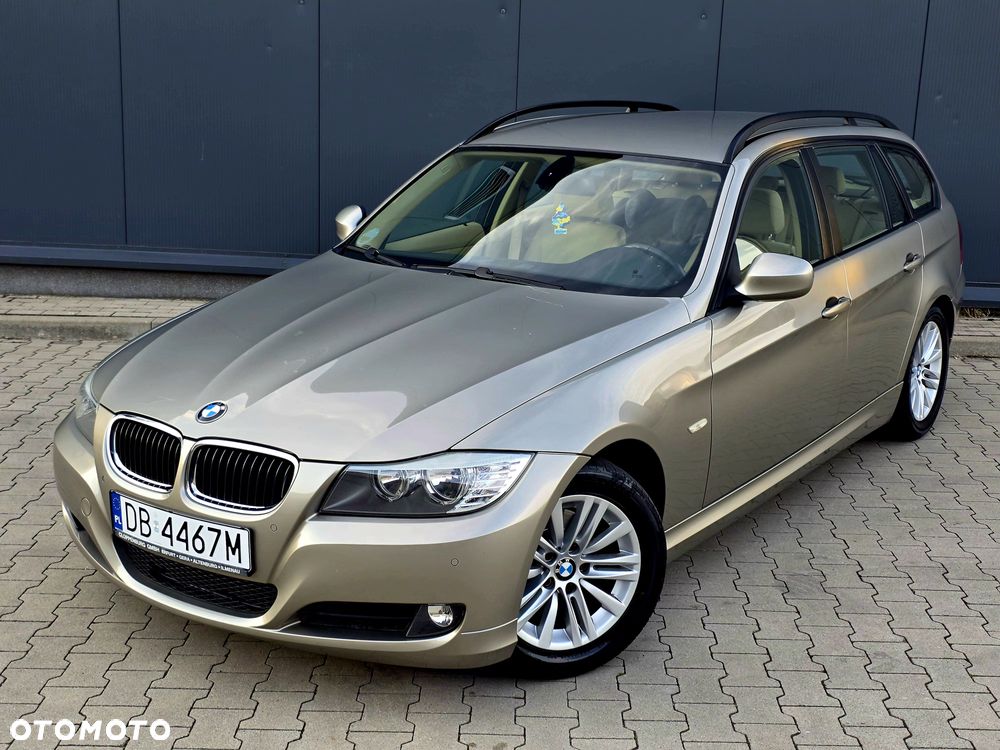 BMW Seria 3 318i - 3
