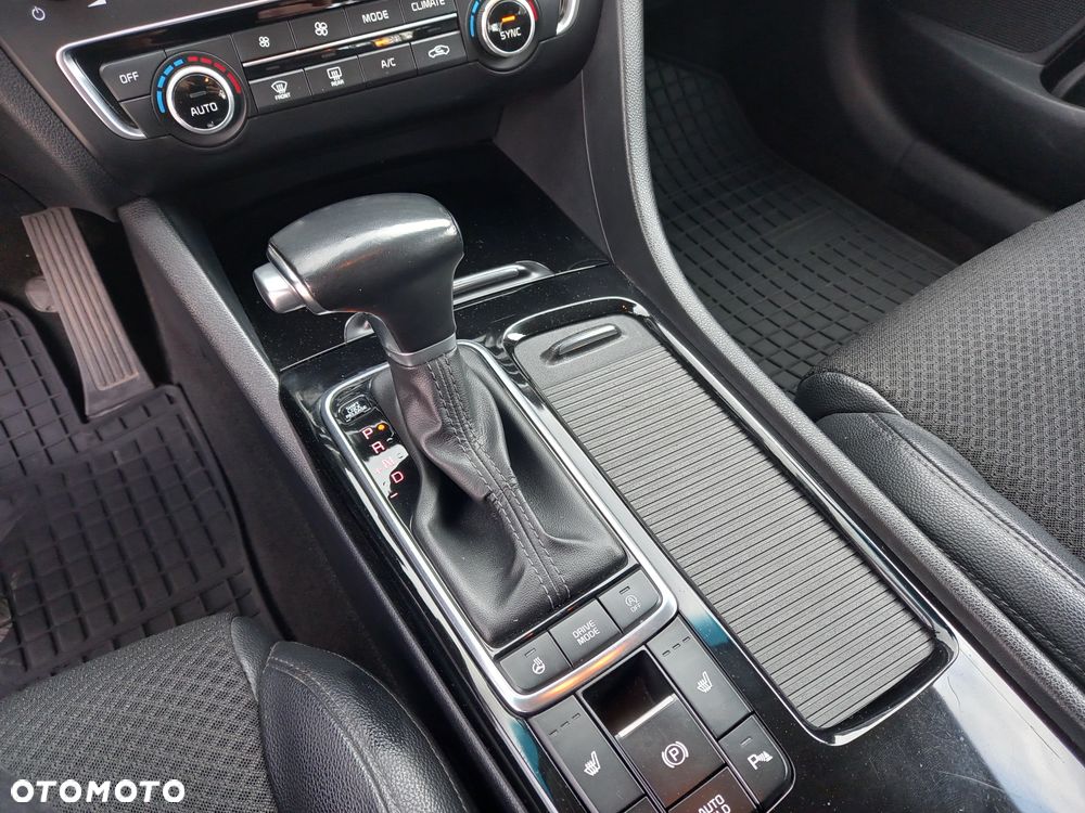 Kia Optima 1.7 CRDI XL DCT - 15