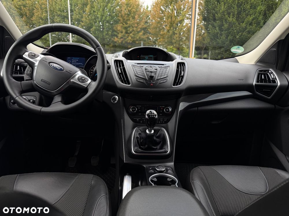 Ford Kuga 2.0 TDCi 4x4 Individual - 30
