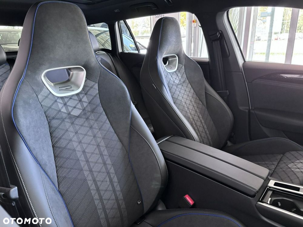 Volkswagen Passat - 14