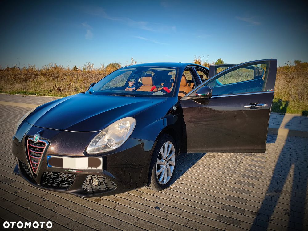 Alfa Romeo Giulietta 2.0 JTDM 20V TCT Speciale - 2