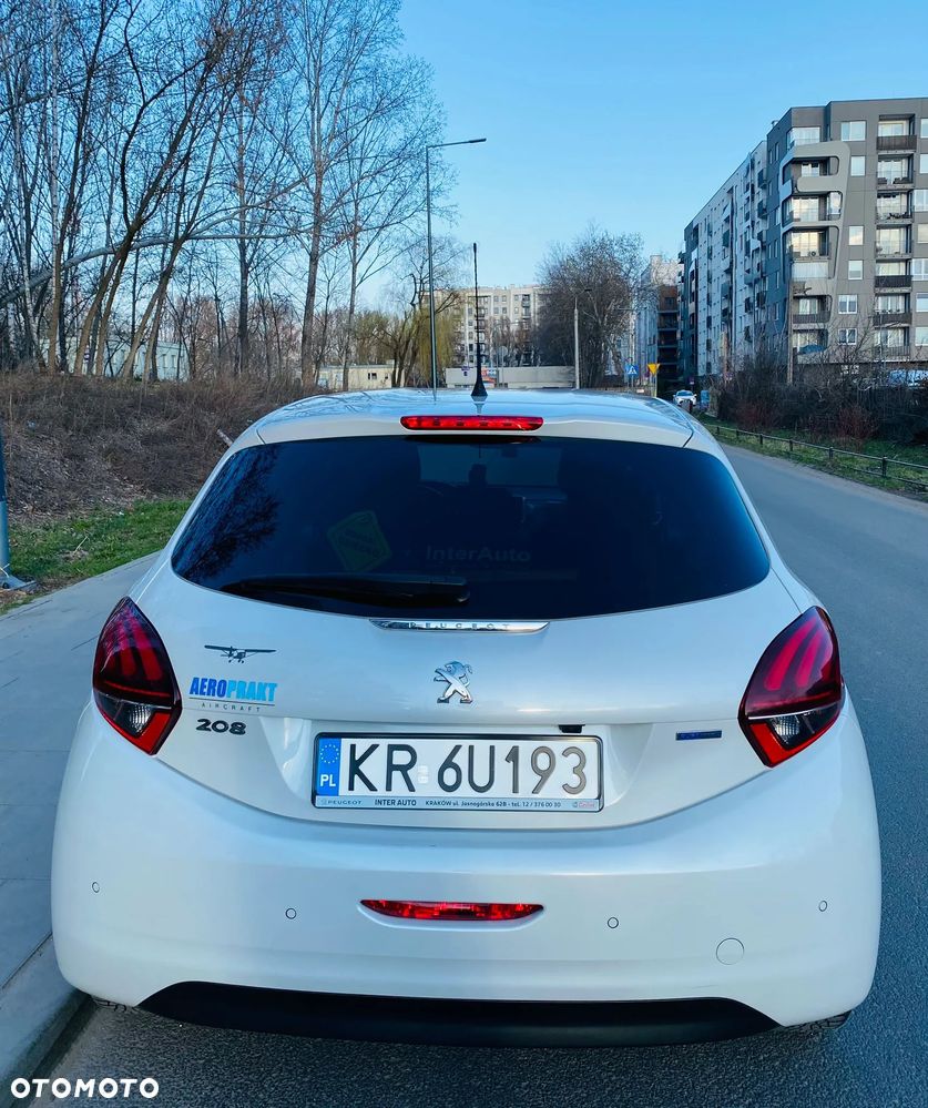 Peugeot 208 1.2 PureTech GPF Allure S&S EAT6 - 11