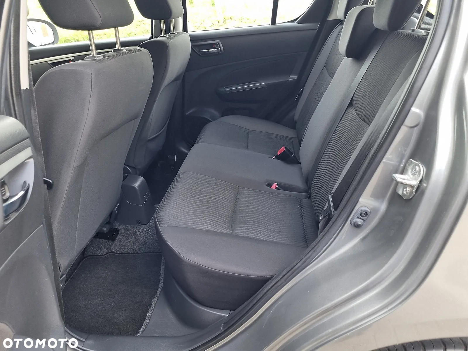 Suzuki Swift 1.3 DDiS GLX / Comfort - 12