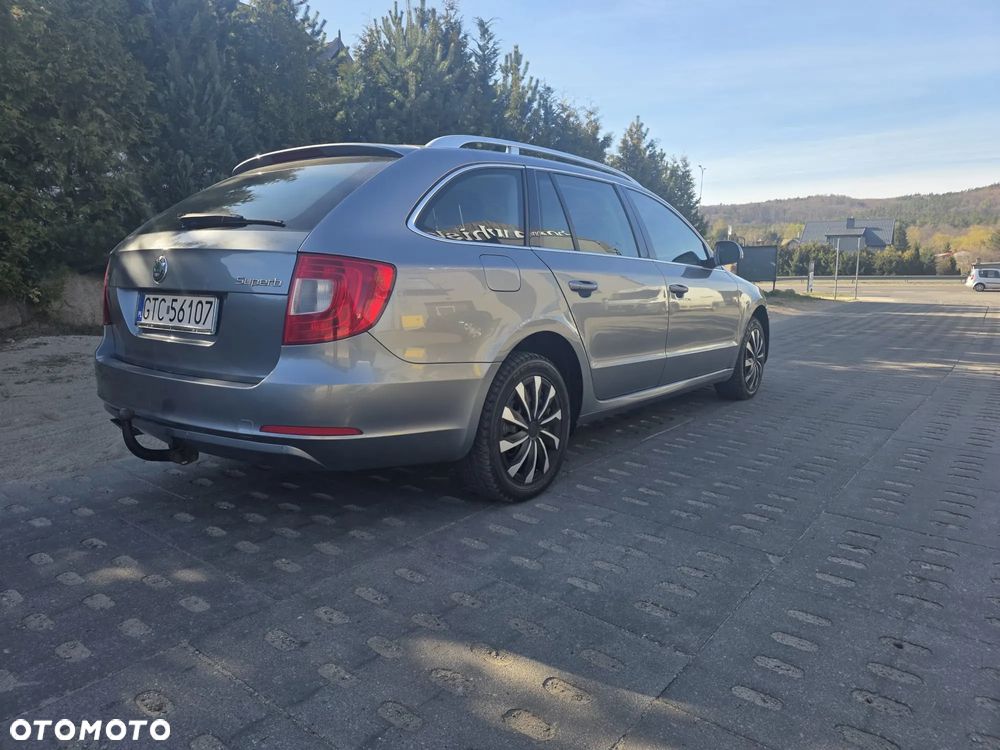 Skoda Superb 1.8 TSI Comfort DSG - 4