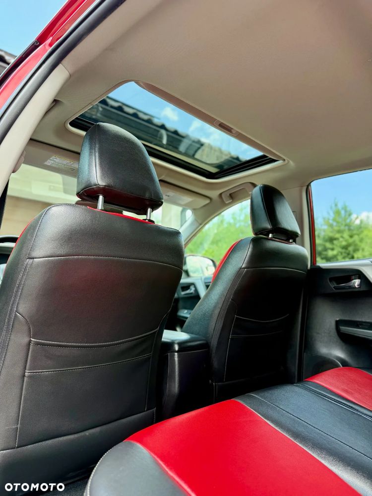 Toyota RAV4 - 10