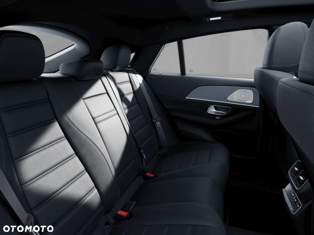 Mercedes-Benz GLE - 10