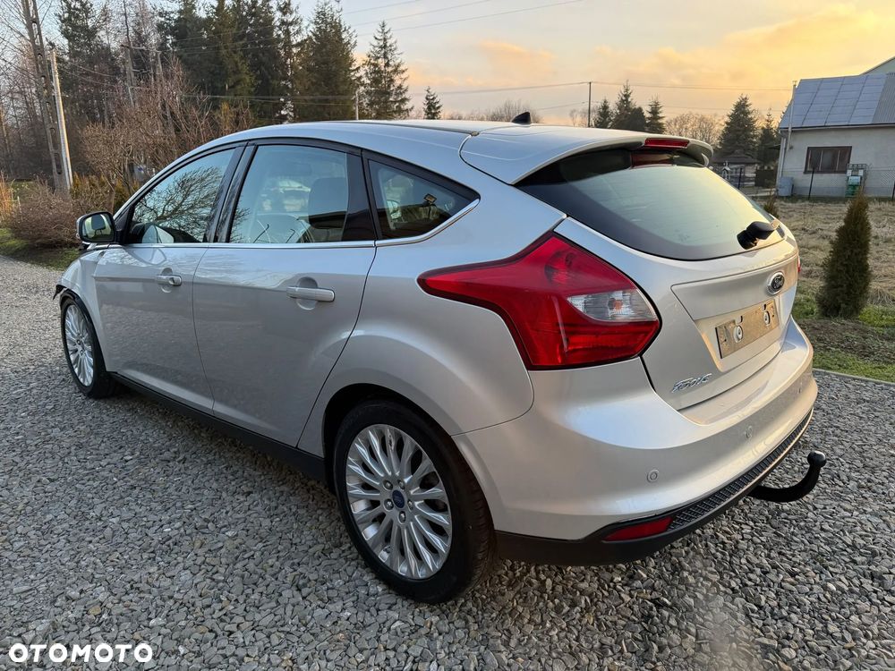 Ford Focus 1.6 TDCi DPF Titanium - 11