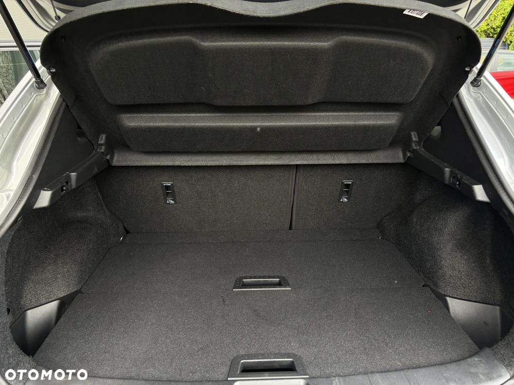 Nissan Qashqai 1.2 DIG-T N-Connecta - 34