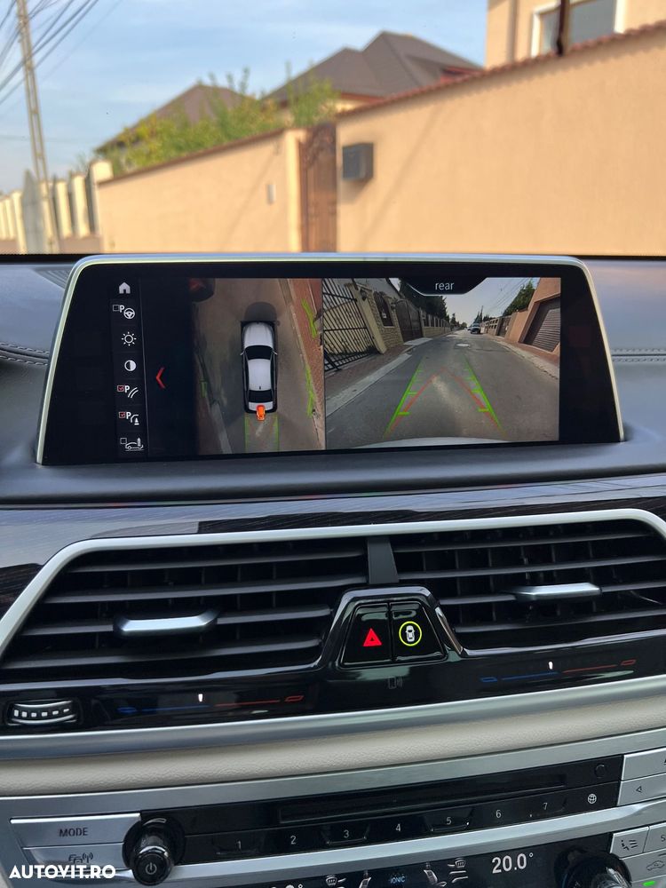 BMW Seria 7 740Le xDrive iPerformance - 36