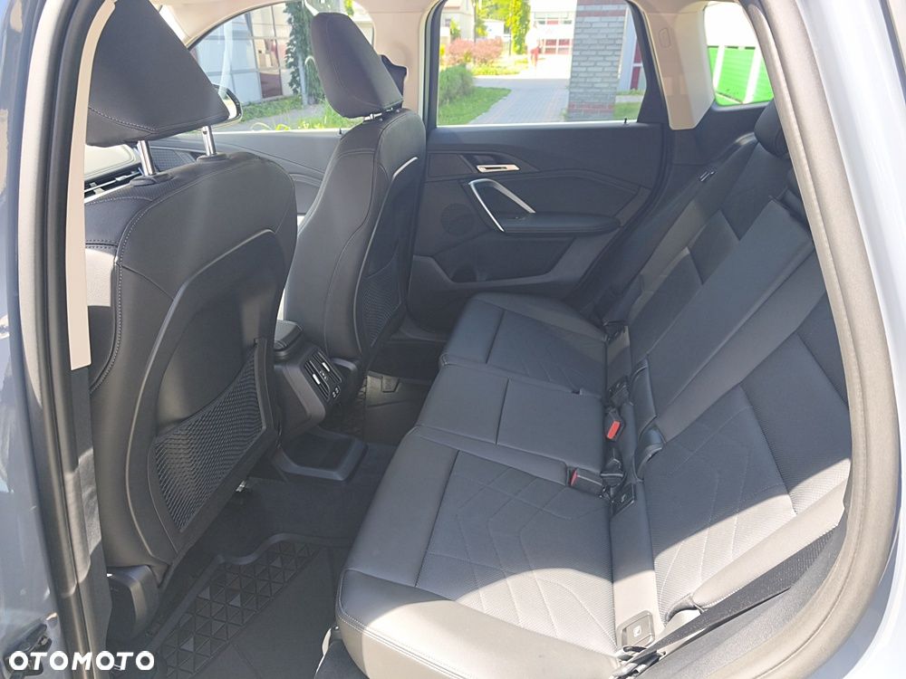BMW X1 sDrive18i xLine - 18