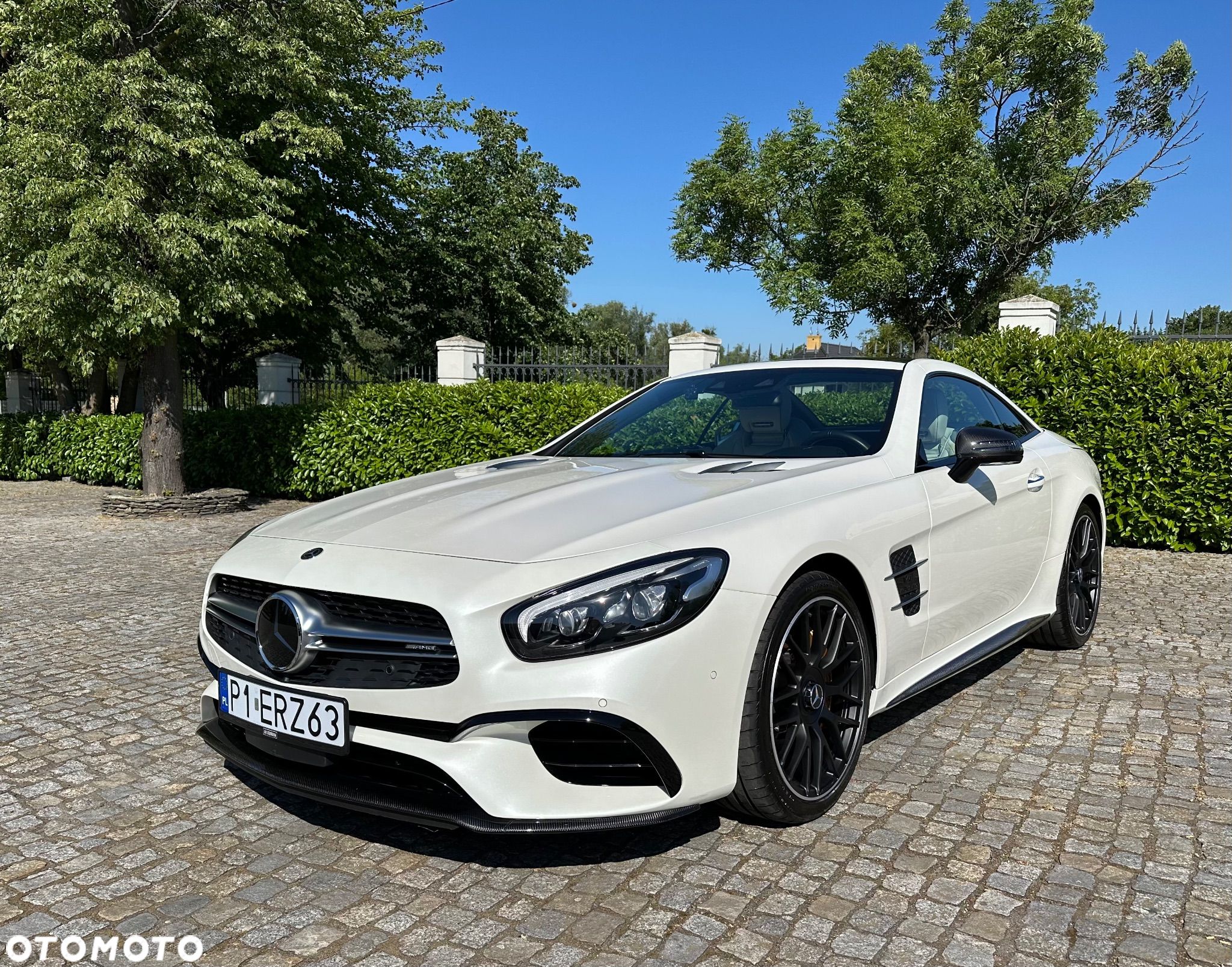 Mercedes-Benz SL - 1