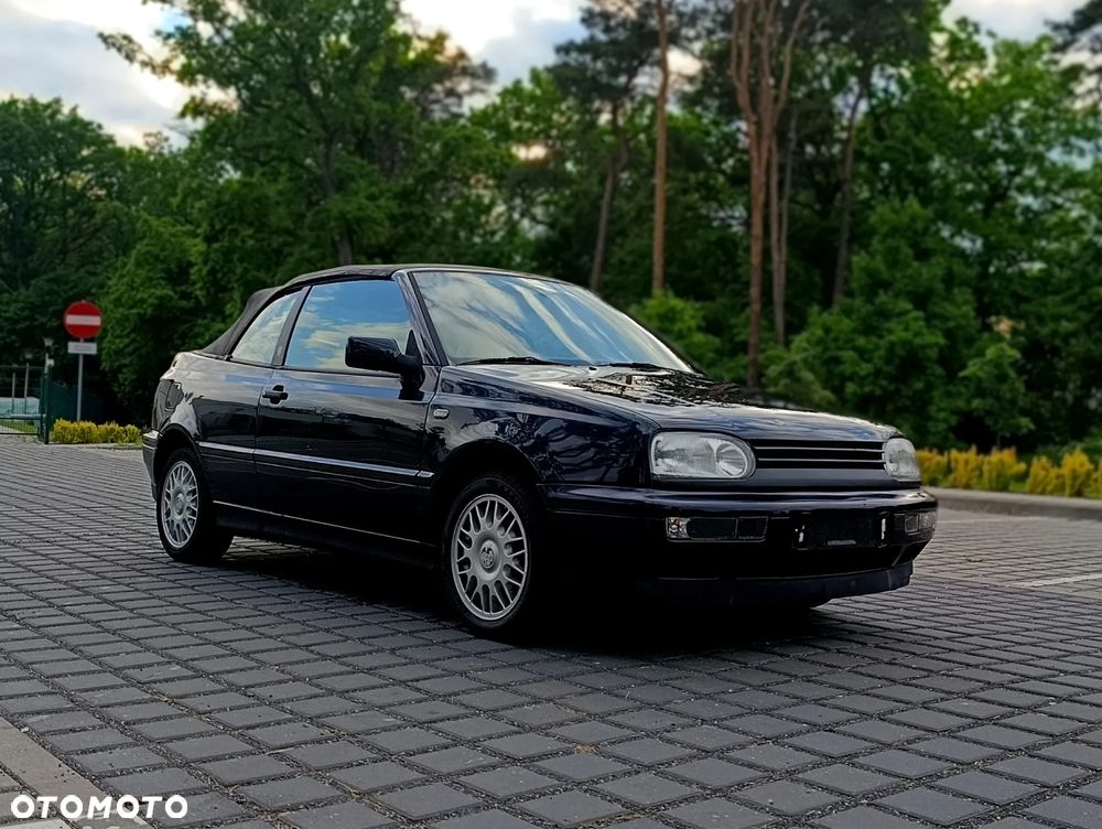 Volkswagen Golf - 4