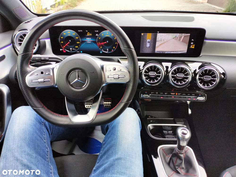 Mercedes-Benz Klasa A 180 AMG Line - 15