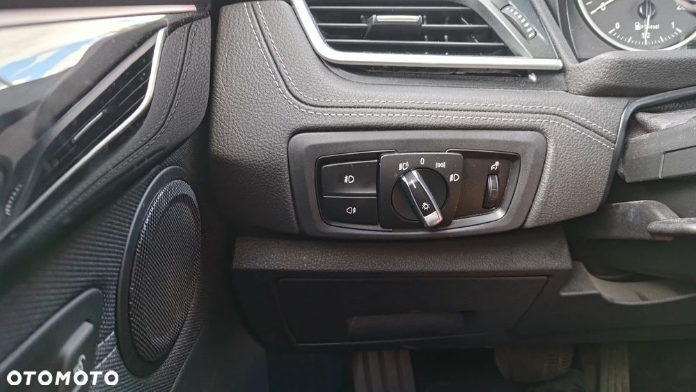 BMW Seria 2 220d Sport-Aut Sport Line - 19