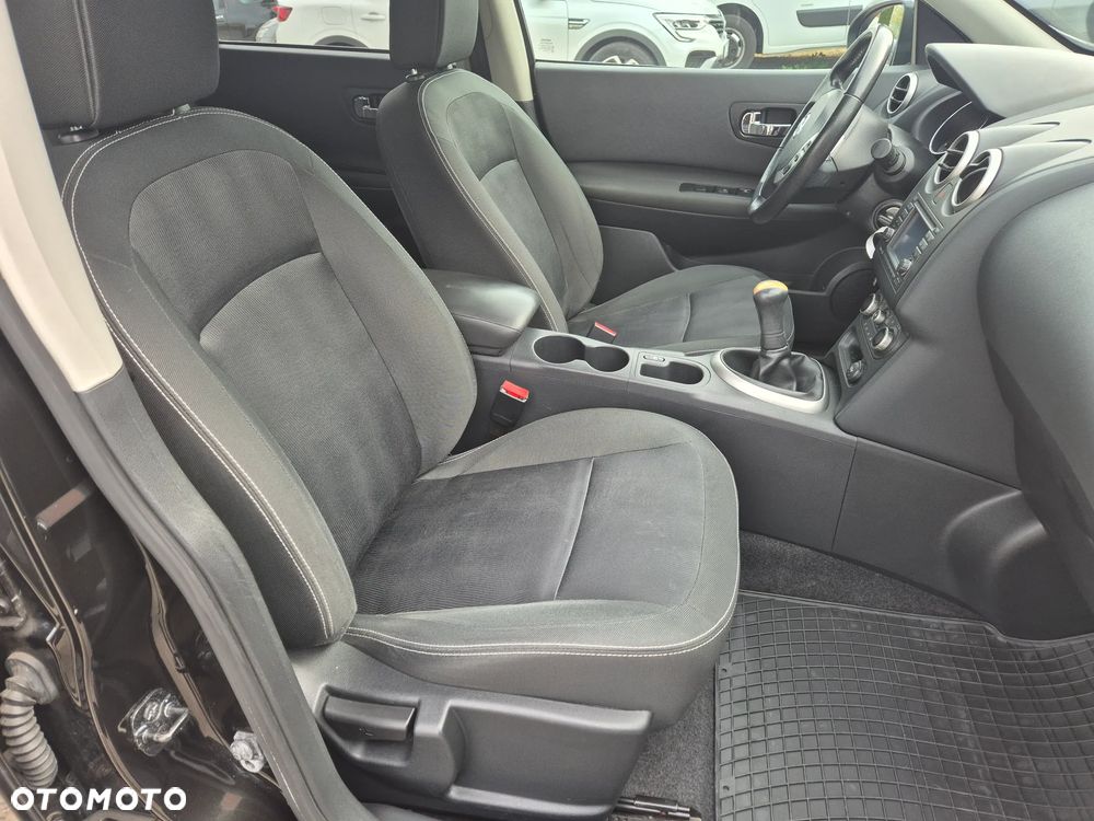 Nissan Qashqai - 14