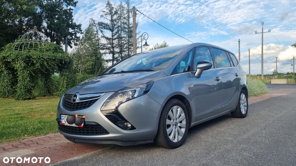 Opel Zafira - 12