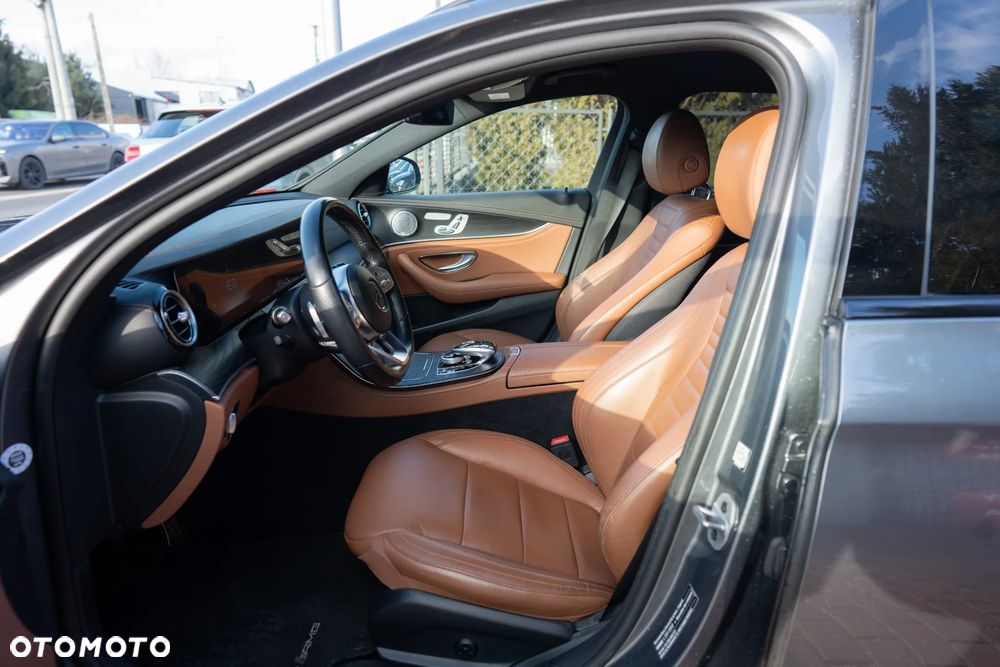 Mercedes-Benz Klasa E 300 de 9G-TRONIC AMG Line - 9