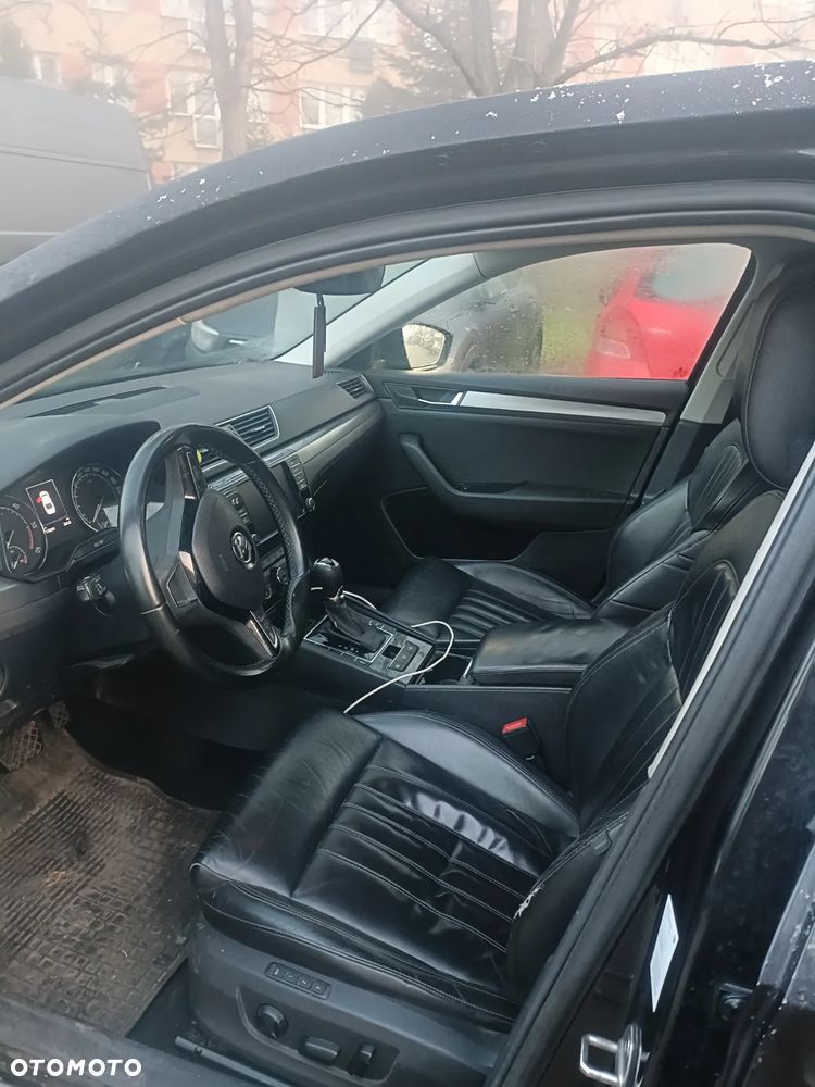 Skoda Superb 1.6 TDI DSG Ambition - 17