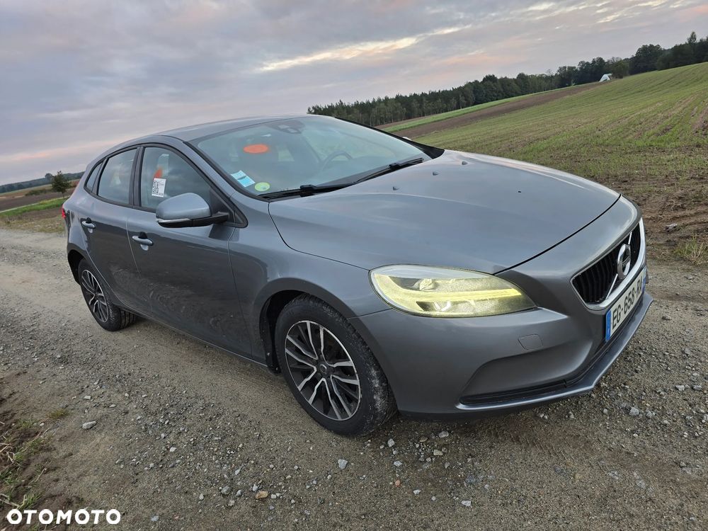 Volvo V40 D2 Drive-E Momentum - 7
