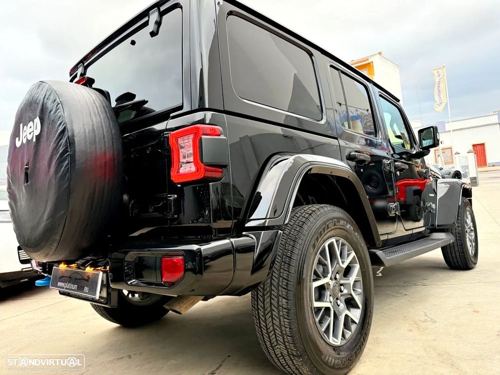 Jeep Wrangler Unlimited - 48