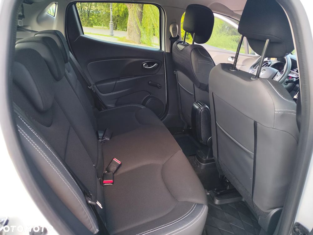 Renault Clio - 22
