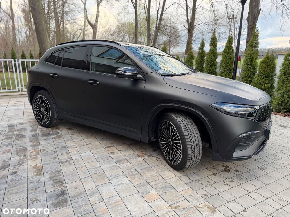 Mercedes-Benz EQA 300 66.5kWh 4-Matic AMG Line - 10