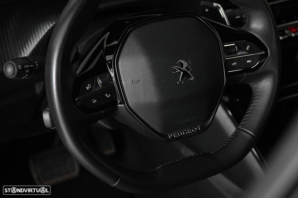 Peugeot 2008 1.2 PureTech Allure Pack EAT8 - 22