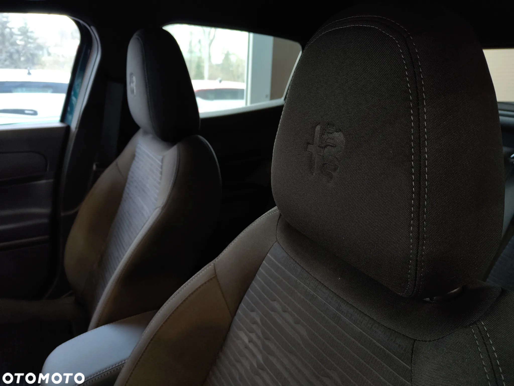 Alfa Romeo Junior 1.2 mHEV Ibrida eDCT - 21
