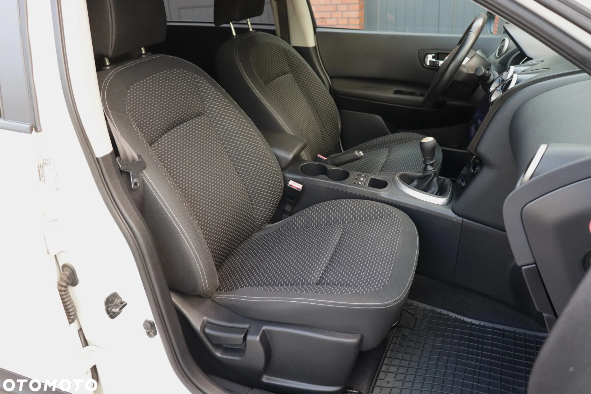 Nissan Qashqai 1.6 DCi Acenta - 33